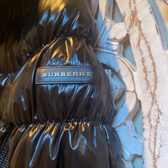 Burberry puffer worn once - Picture 6 of 13
